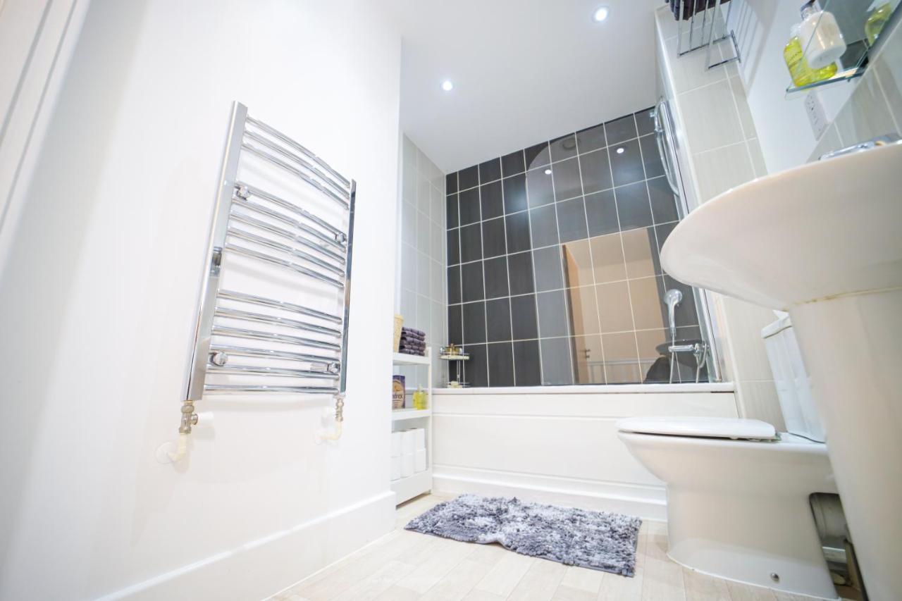 3 Bedroom House In Birmingham City Centre - Sleeps 6 Exteriér fotografie